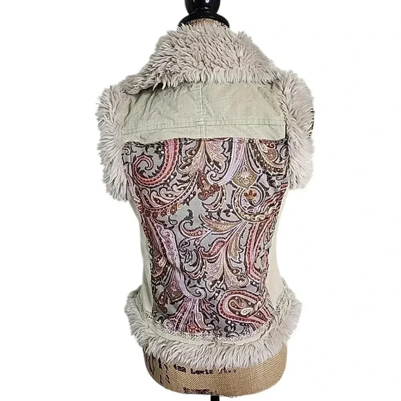 Y2k Upcycled Cord and faux fur patch vest. Size small - Picture 1 of 6